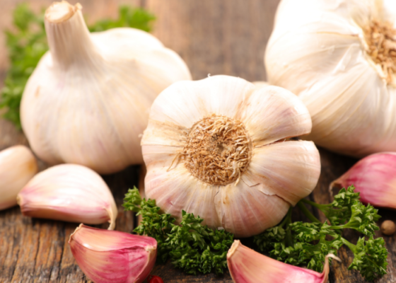 A Quick Kitchen Hack for Peeling Garlic in Seconds