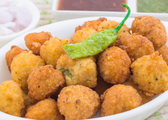 Delicious Moong Daal Bhajia Recipe: Crispy Lentil Fritters You’ll Love